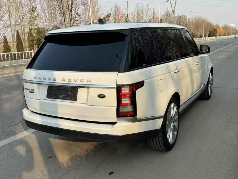 东营17年路虎揽胜行政3