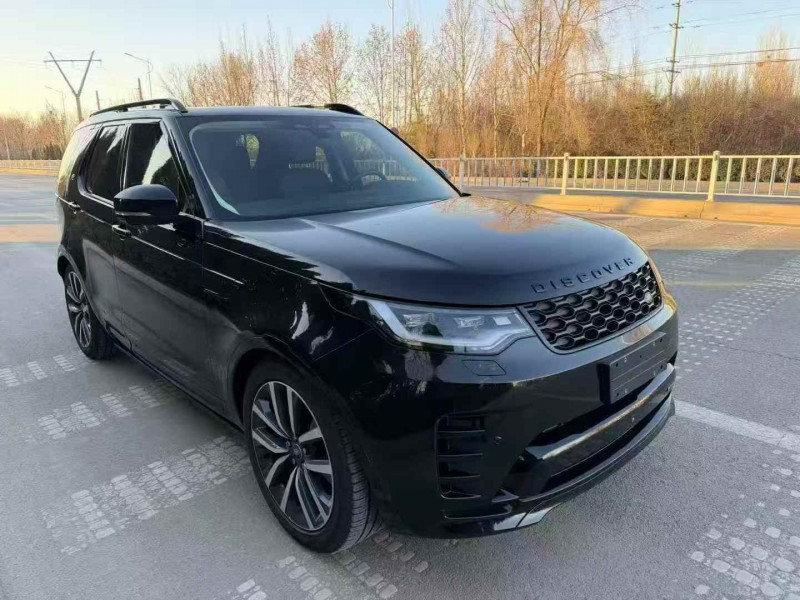 淄博23年路虎发现2