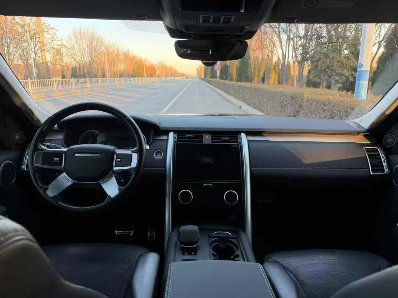 淄博23年路虎发现4