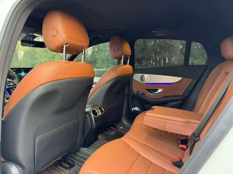 东营21年奔驰GLC6