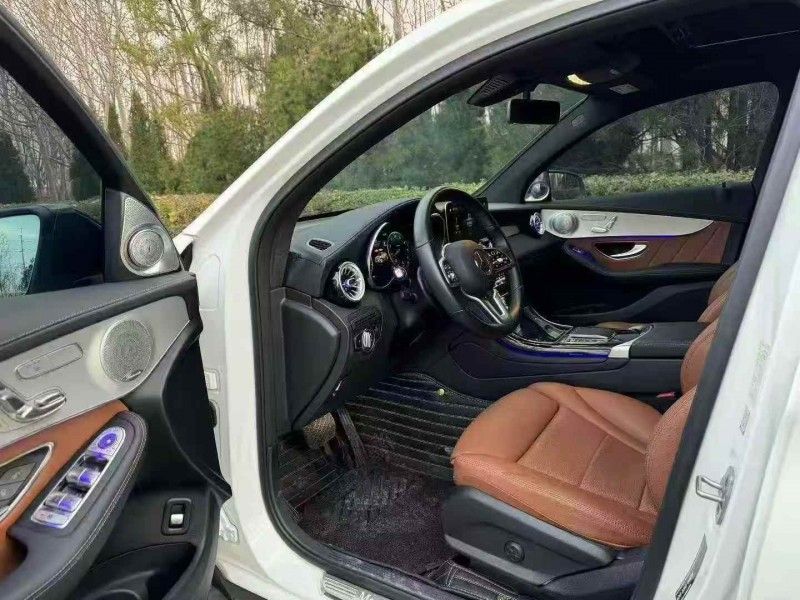 东营21年奔驰GLC7