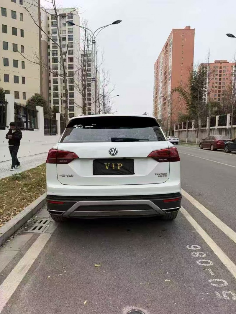 玉溪19年大众探岳5