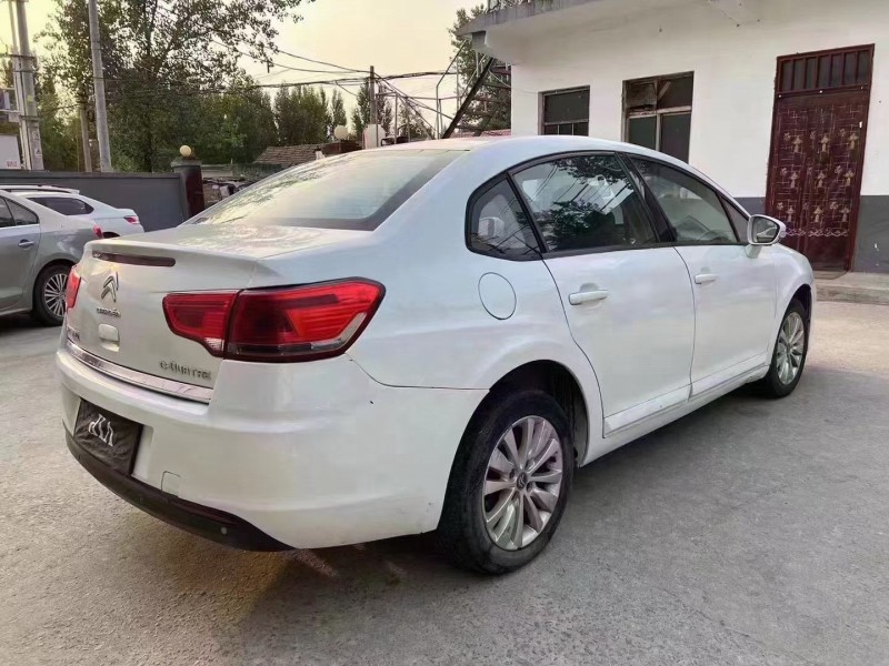 济宁14年雪铁龙世嘉6