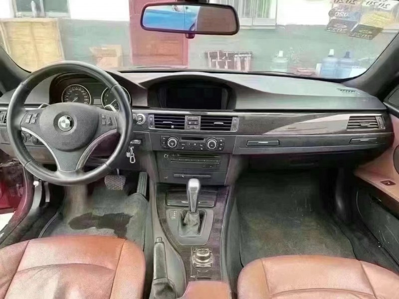 济宁11年宝马3系5