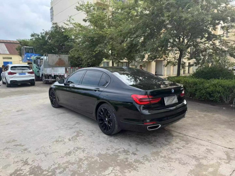 徐州19年宝马7系3