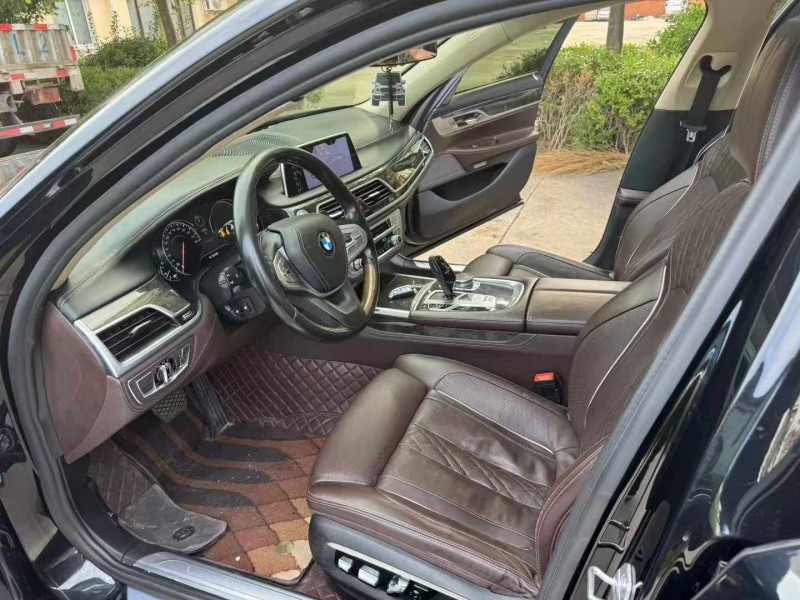 徐州19年宝马7系4