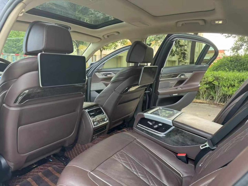 徐州19年宝马7系8