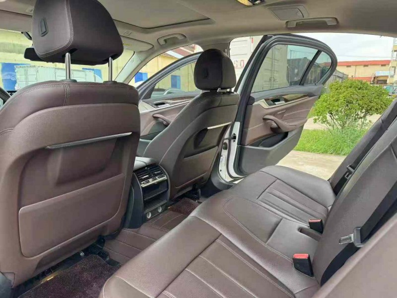 徐州19年宝马5系8