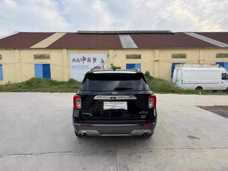 徐州21年福特探险者9