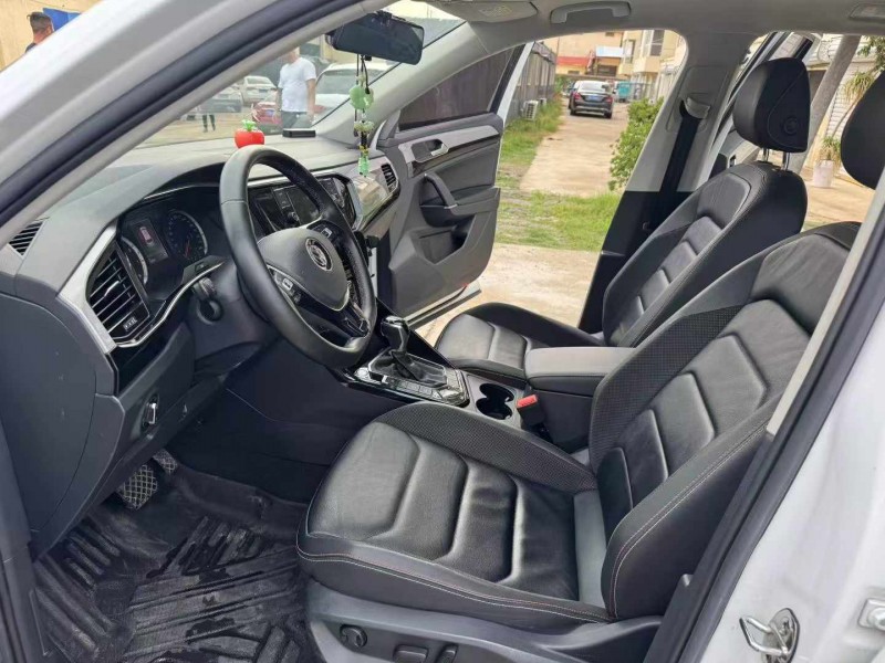 徐州19年大众探岳5