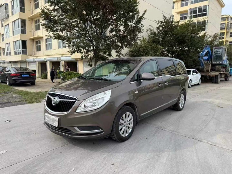 徐州17年别克GL82