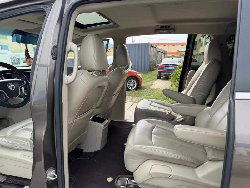 徐州17年别克GL88