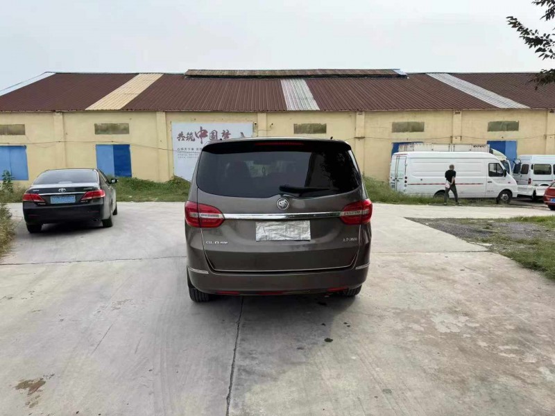 徐州17年别克GL89