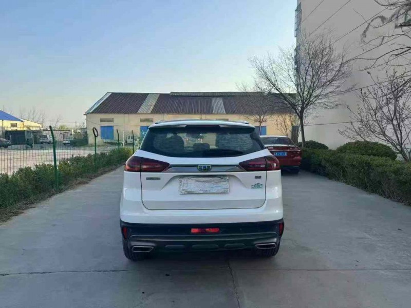 徐州18年吉利博越9