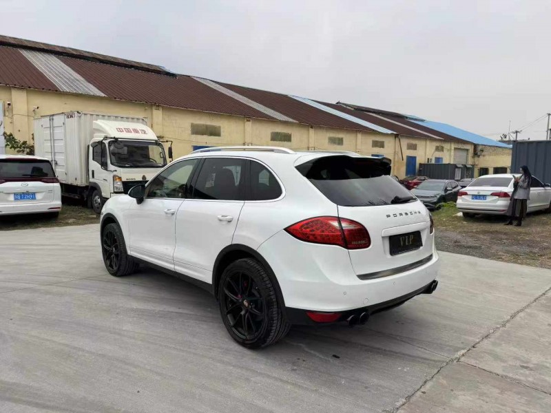 徐州13年保时捷卡宴3