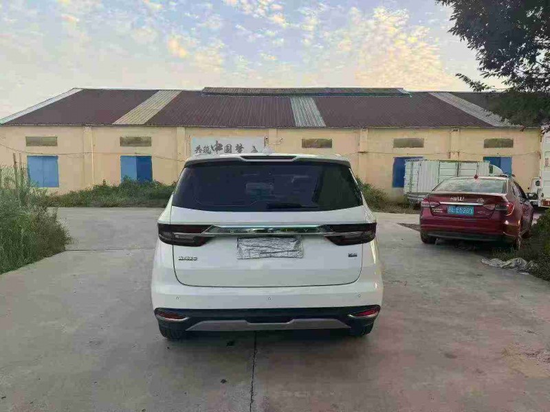 徐州21年吉利嘉际9