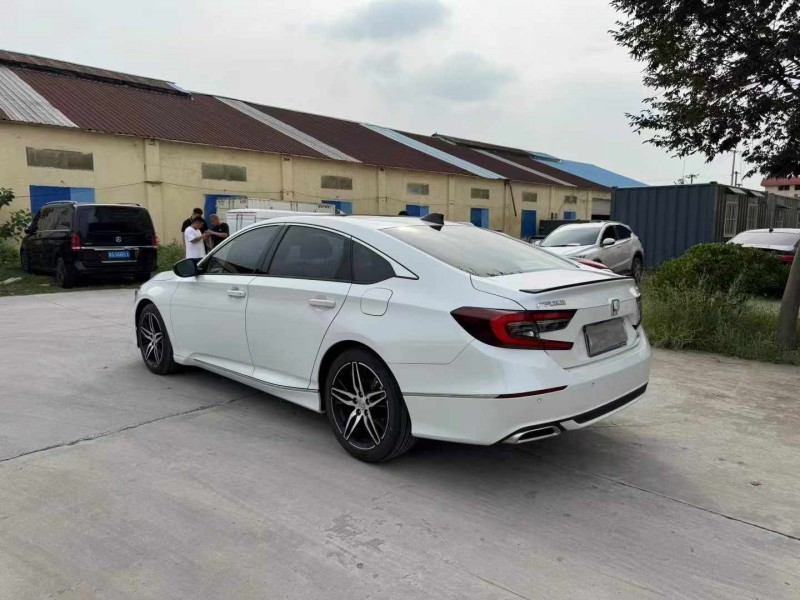 徐州23年本田雅阁3