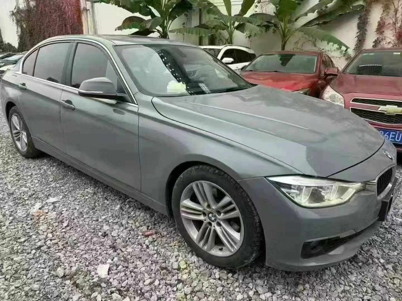 重庆16年宝马3系3