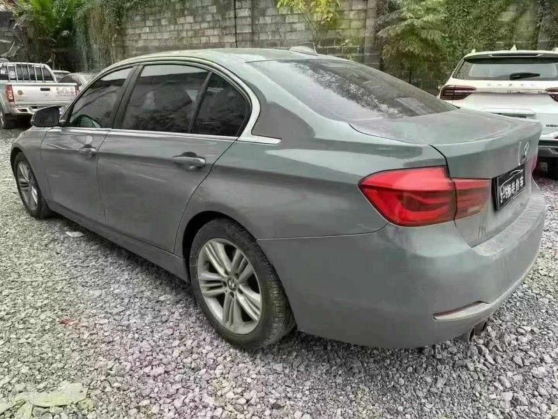 重庆16年宝马3系6