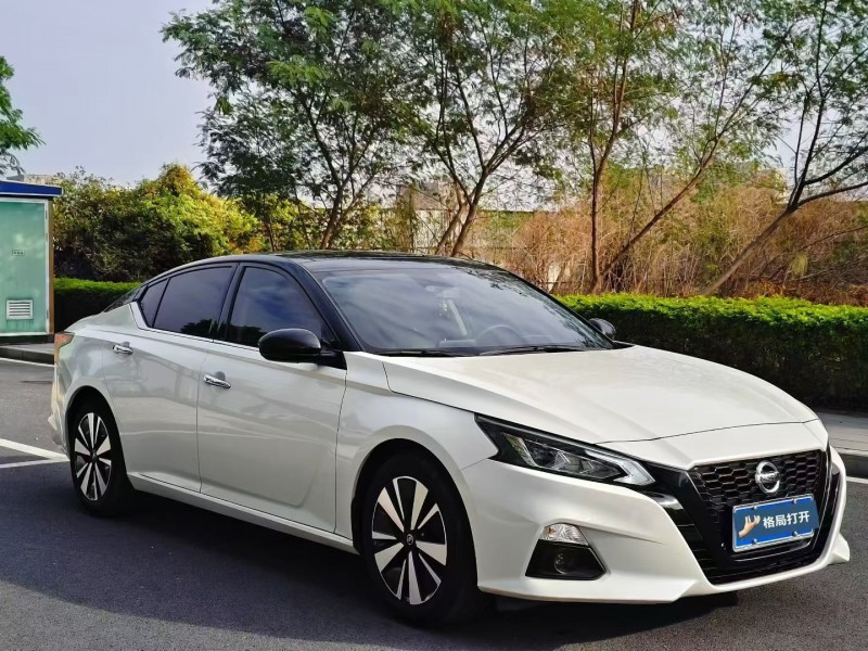 东莞22年日产天籁3