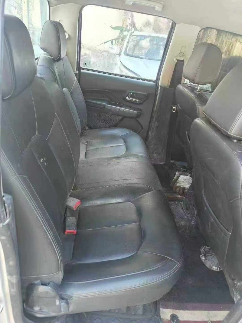 重庆19年长城汽车风骏4