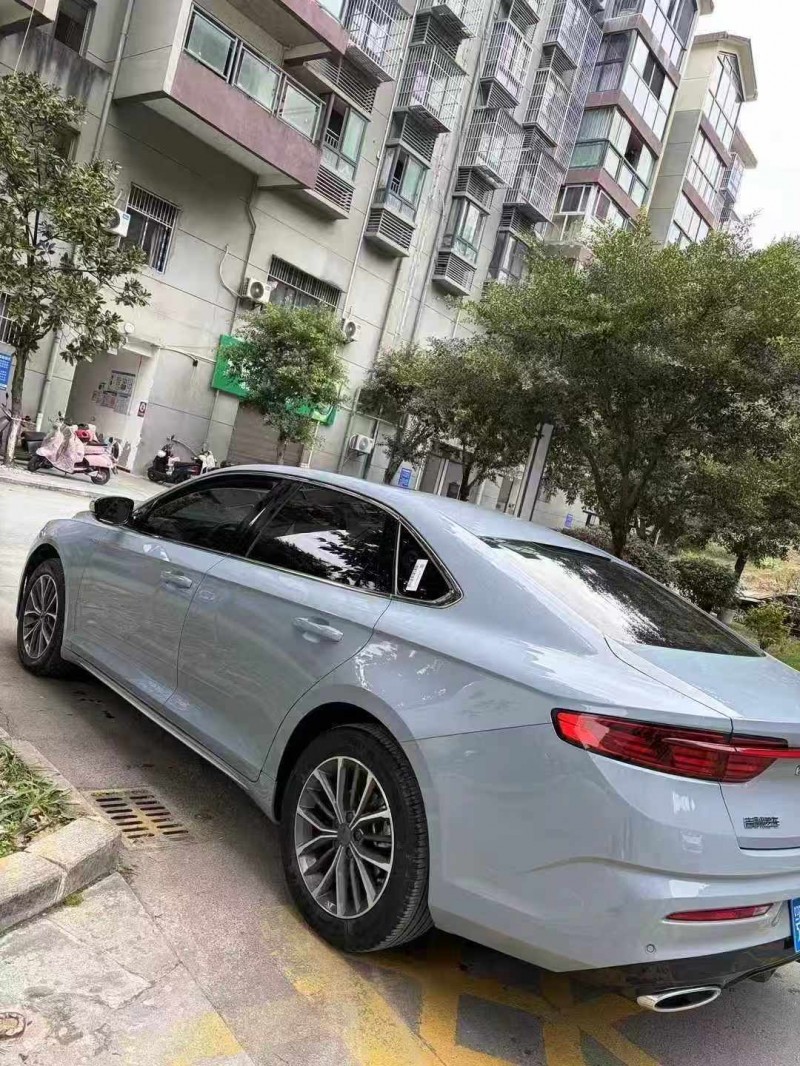 重庆23年吉利星瑞9