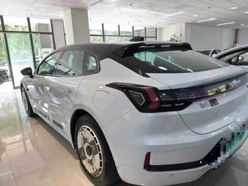 重庆23年极氪汽车0016