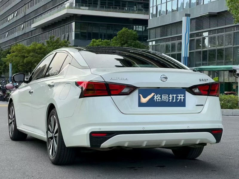 东莞22年日产天籁8