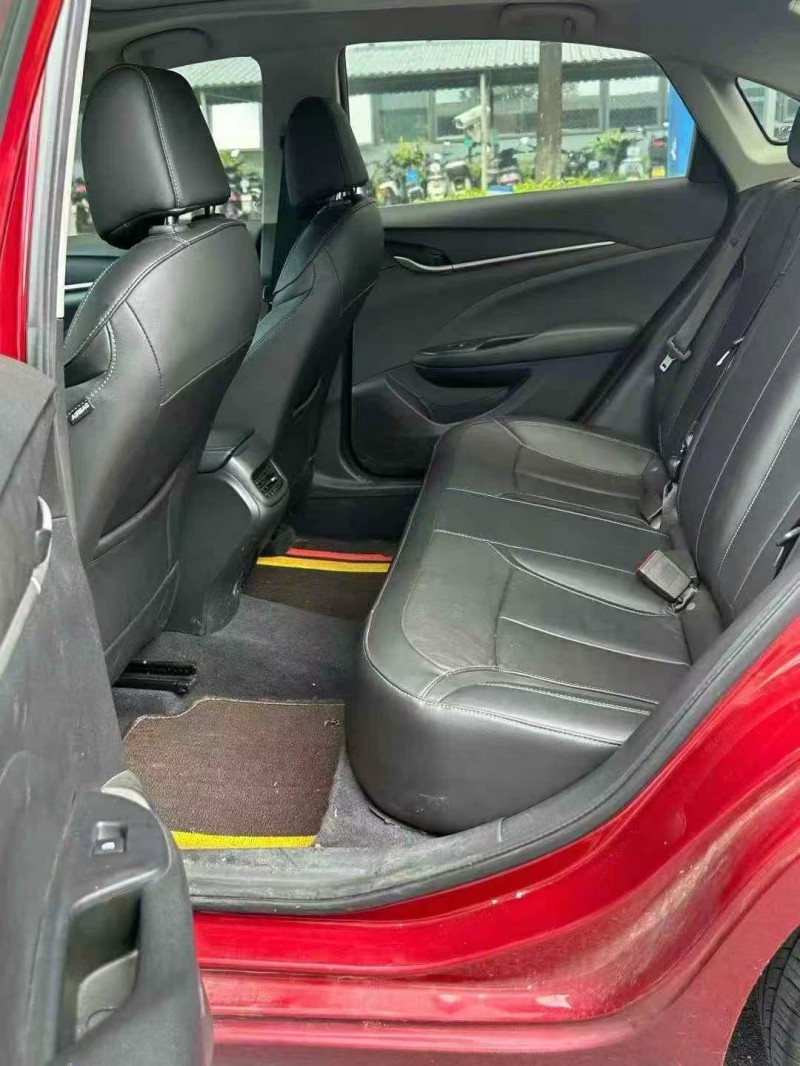 东莞19年别克英朗6