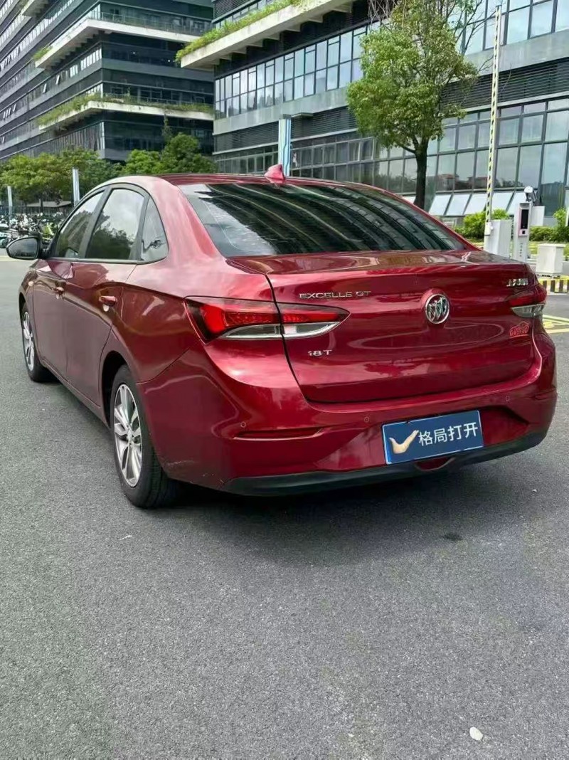 东莞19年别克英朗8