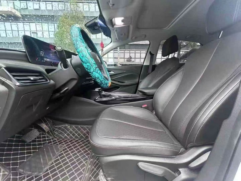 东莞24年别克威朗5