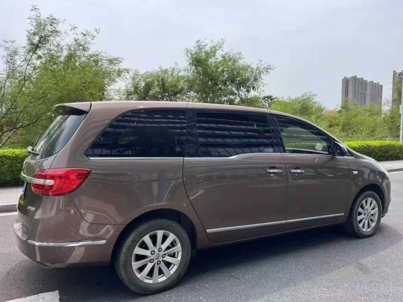 东莞19年别克GL88