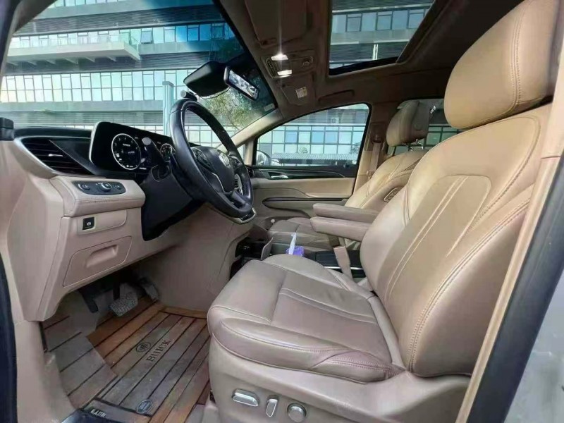 东莞21年别克GL84