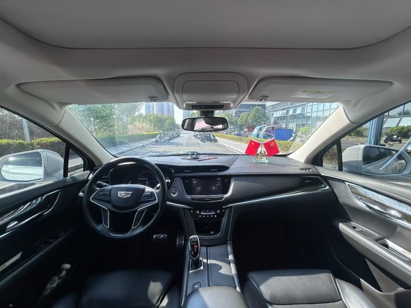 东莞16年凯迪拉克XT55