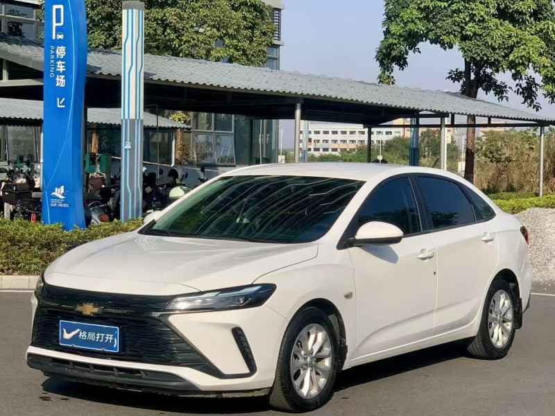 东莞22年雪佛兰科鲁泽3