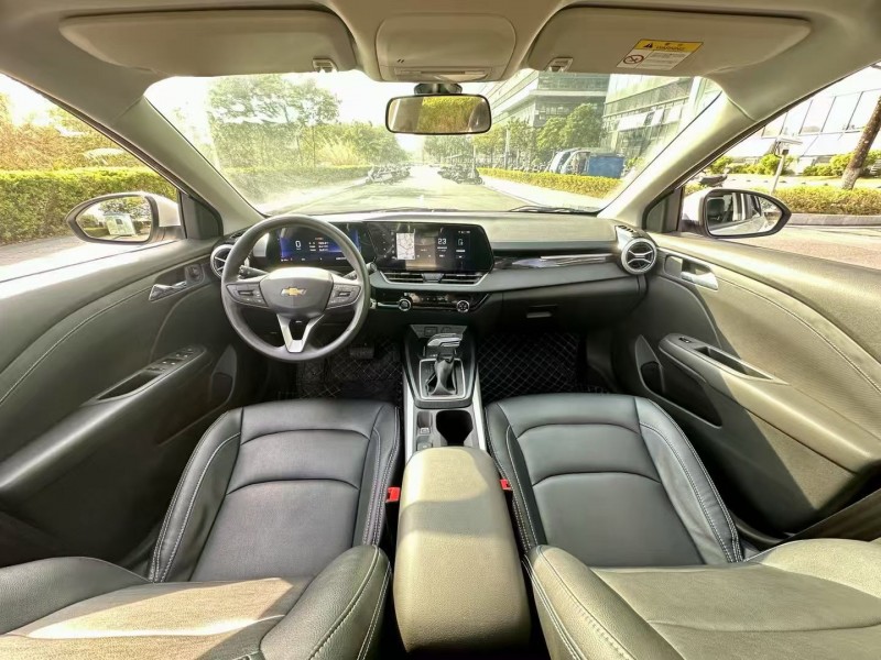 东莞22年雪佛兰科鲁泽4