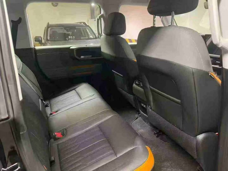 成都25年北京BJ404