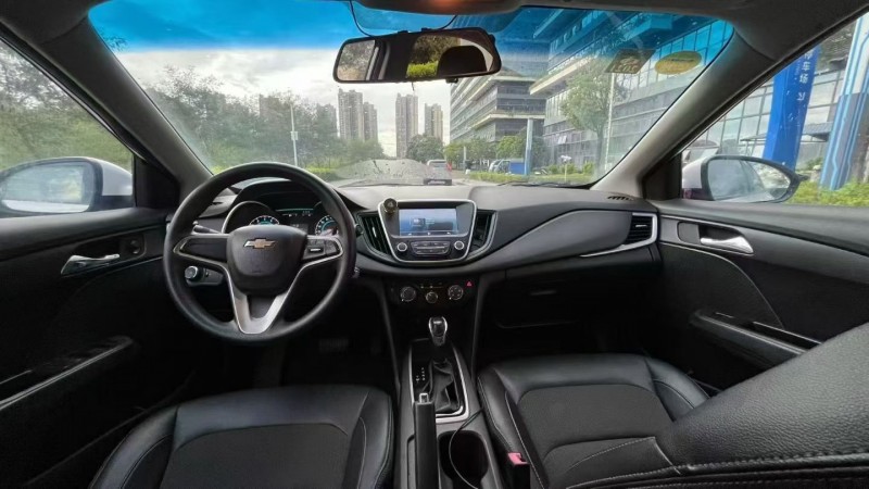 东莞19年雪佛兰科沃兹5