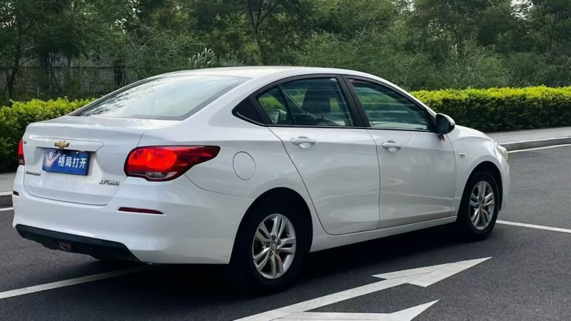 东莞19年雪佛兰科沃兹8