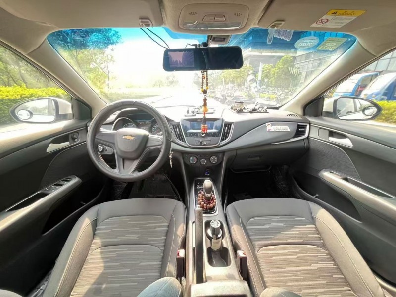 东莞19年雪佛兰科沃兹5