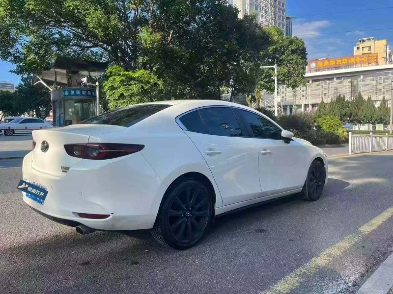 东莞22年马自达昂克赛拉7