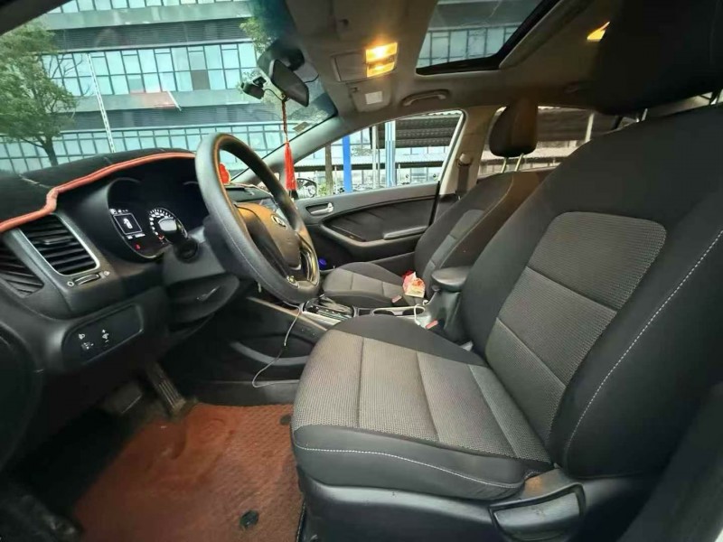 东莞17年起亚K34