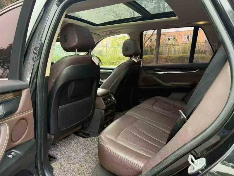 常德17年宝马X55