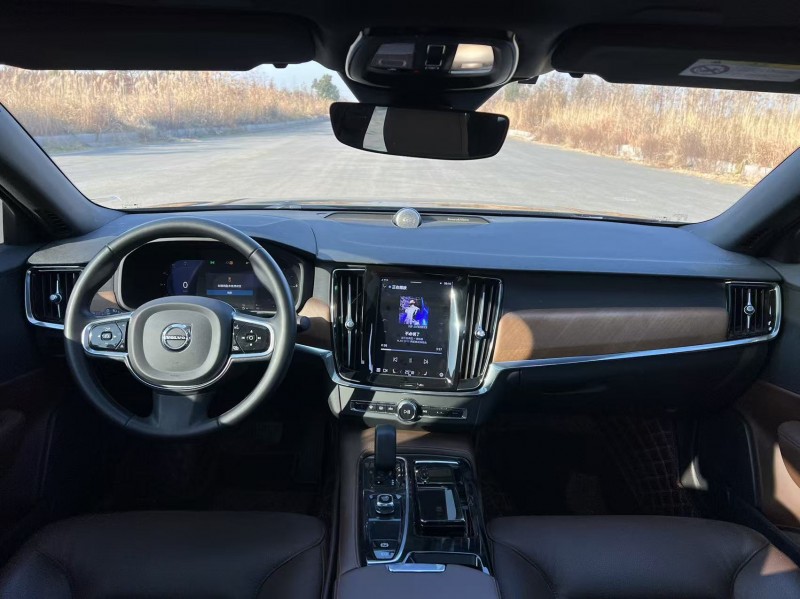 盐城23年沃尔沃S907