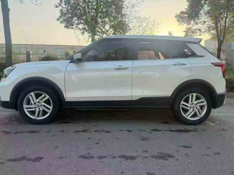 衡阳21年启辰T607