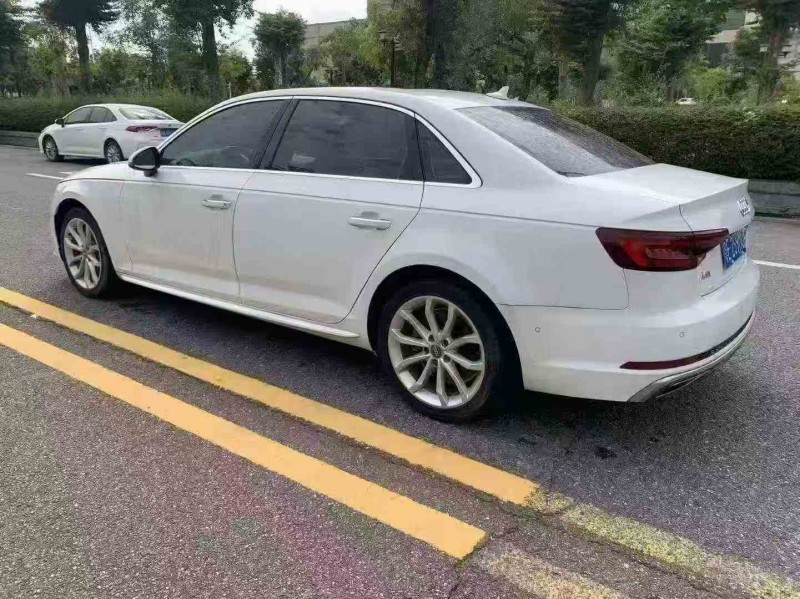 湛江19年奥迪A4L8