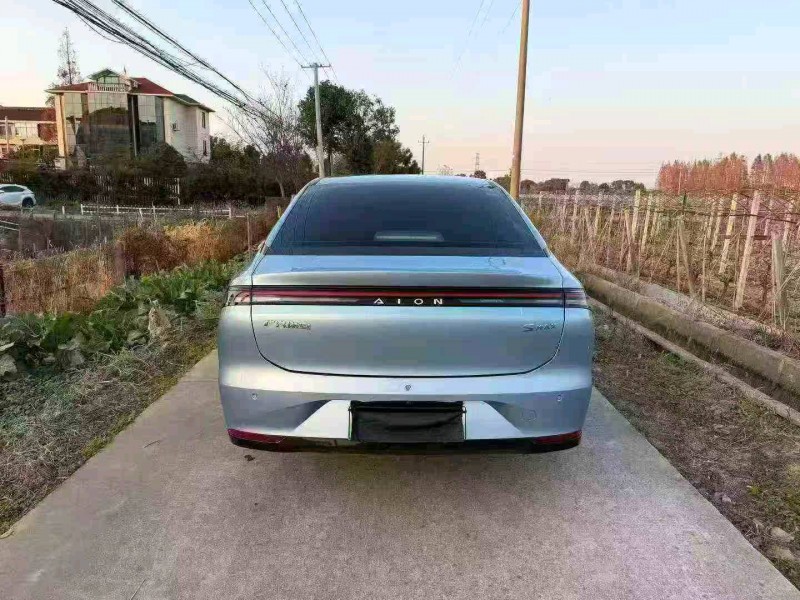 衢州24年传祺埃安S9