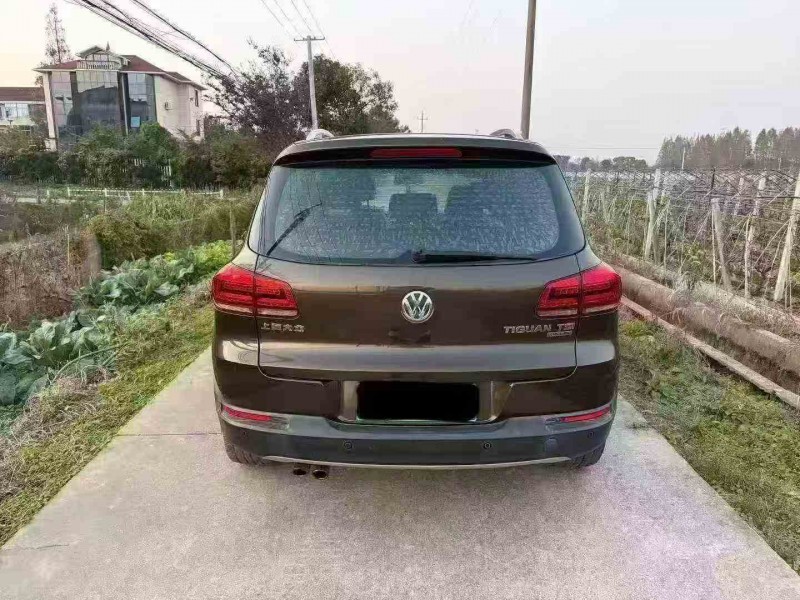 金华14年大众途观7