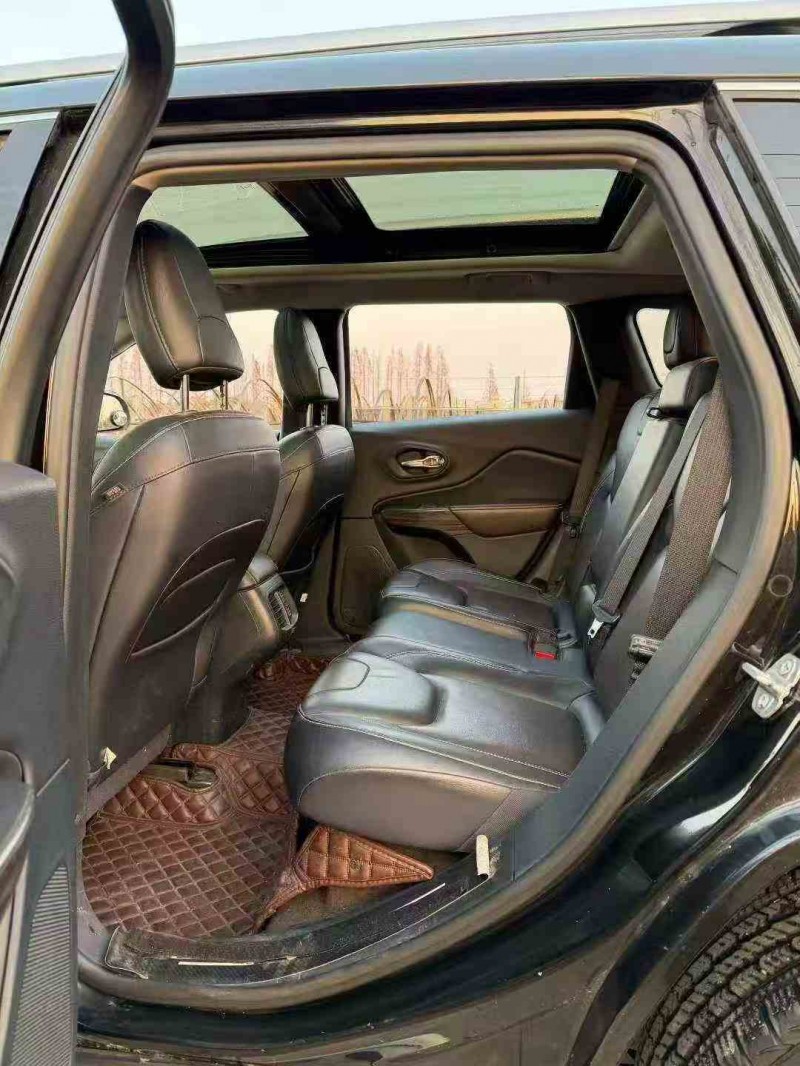 湖州20年Jeep指南者5