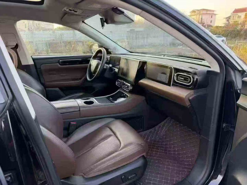 温州23年零跑汽车C114